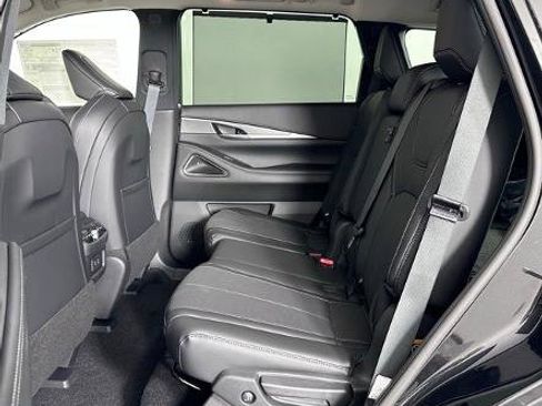 Certified 2026 INFINITI QX60 Luxe w/ Cargo Package image 20