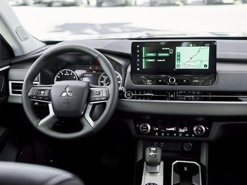 New 2026 Mitsubishi Outlander SE FWD image 34