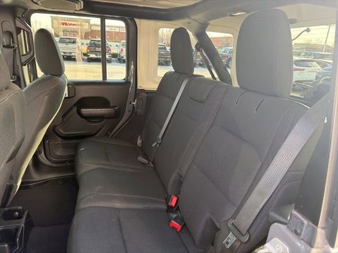 Used 2020 Jeep Wrangler Unlimited Sport image 19