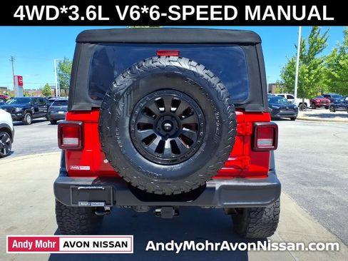 Used 2018 Jeep Wrangler Sport AWD/4WD image 9