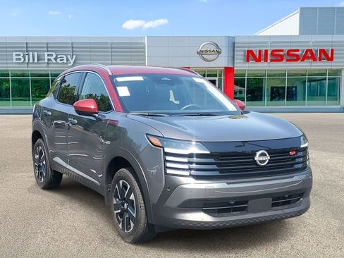Certified 2025 Nissan Kicks SR FWD image 1