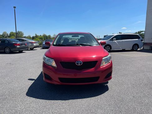Used 2010 Toyota Corolla LE FWD image 4