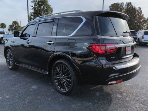 Used 2023 INFINITI QX80 Premium Select w/ All-Season Package image 6