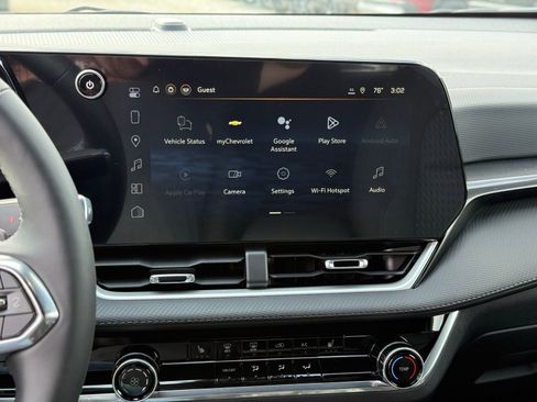 New 2026 Chevrolet Equinox LT image 18