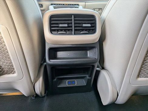 Certified 2025 Mercedes-Benz GLE 350 GLE 350 image 17