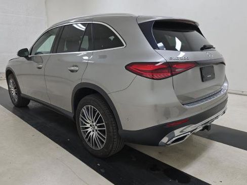 Used 2023 Mercedes-Benz GLC 300 4MATIC image 4
