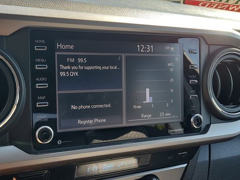 Certified 2021 Toyota Tacoma SR5 image 22