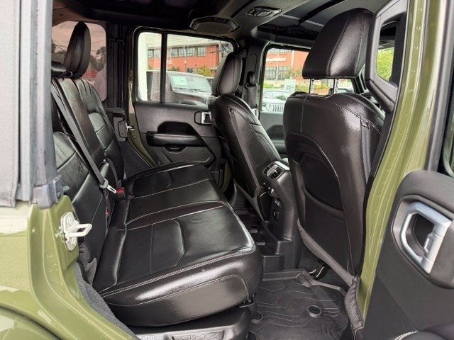 Used 2023 Jeep Wrangler Unlimited Sahara w/ Cold Weather Group AWD/4WD image 18