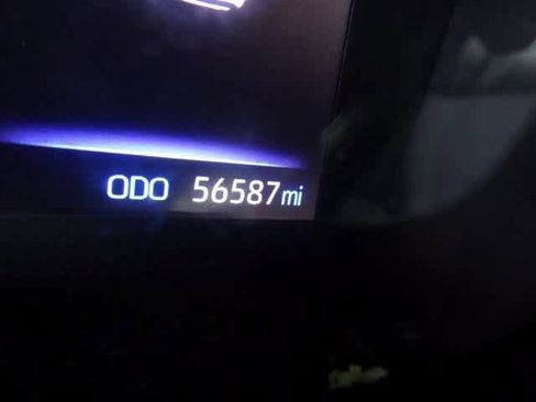 Used 2022 Toyota Corolla LE image 14