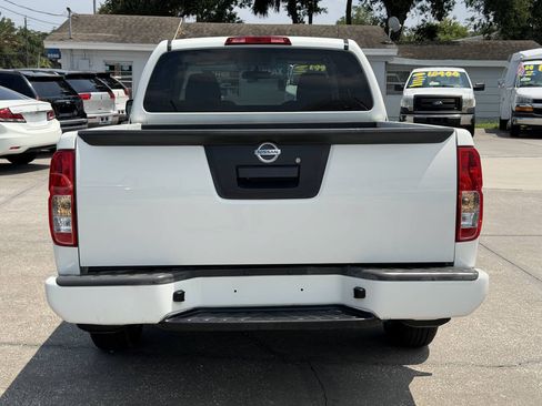 Used 2018 Nissan Frontier S RWD image 7