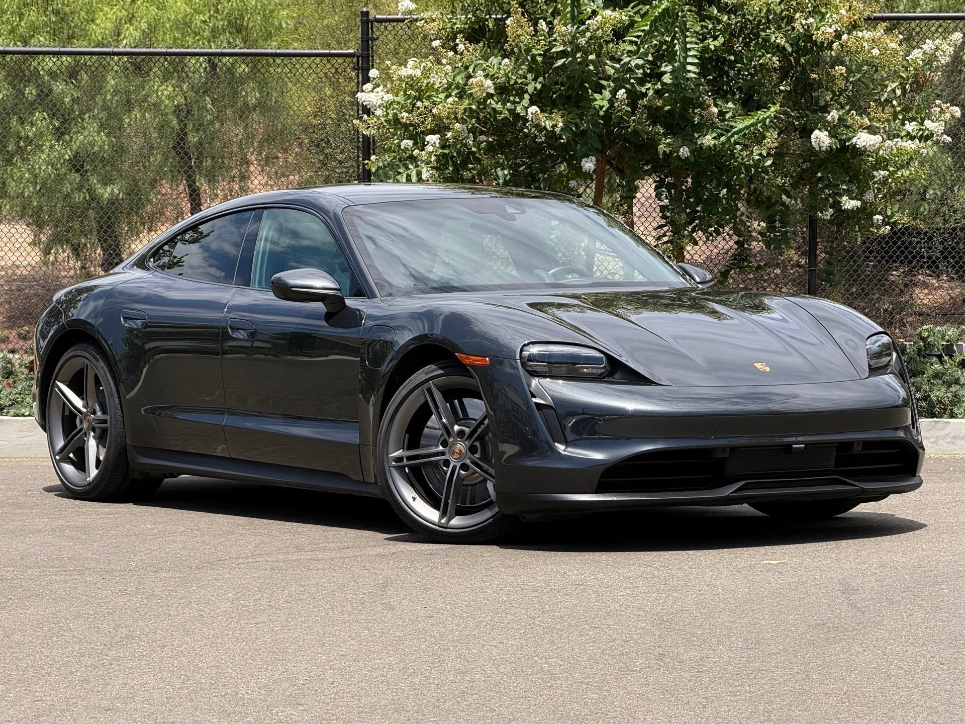 Certified 2023 Porsche Taycan 4S w/ Premium Package AWD/4WD image 9