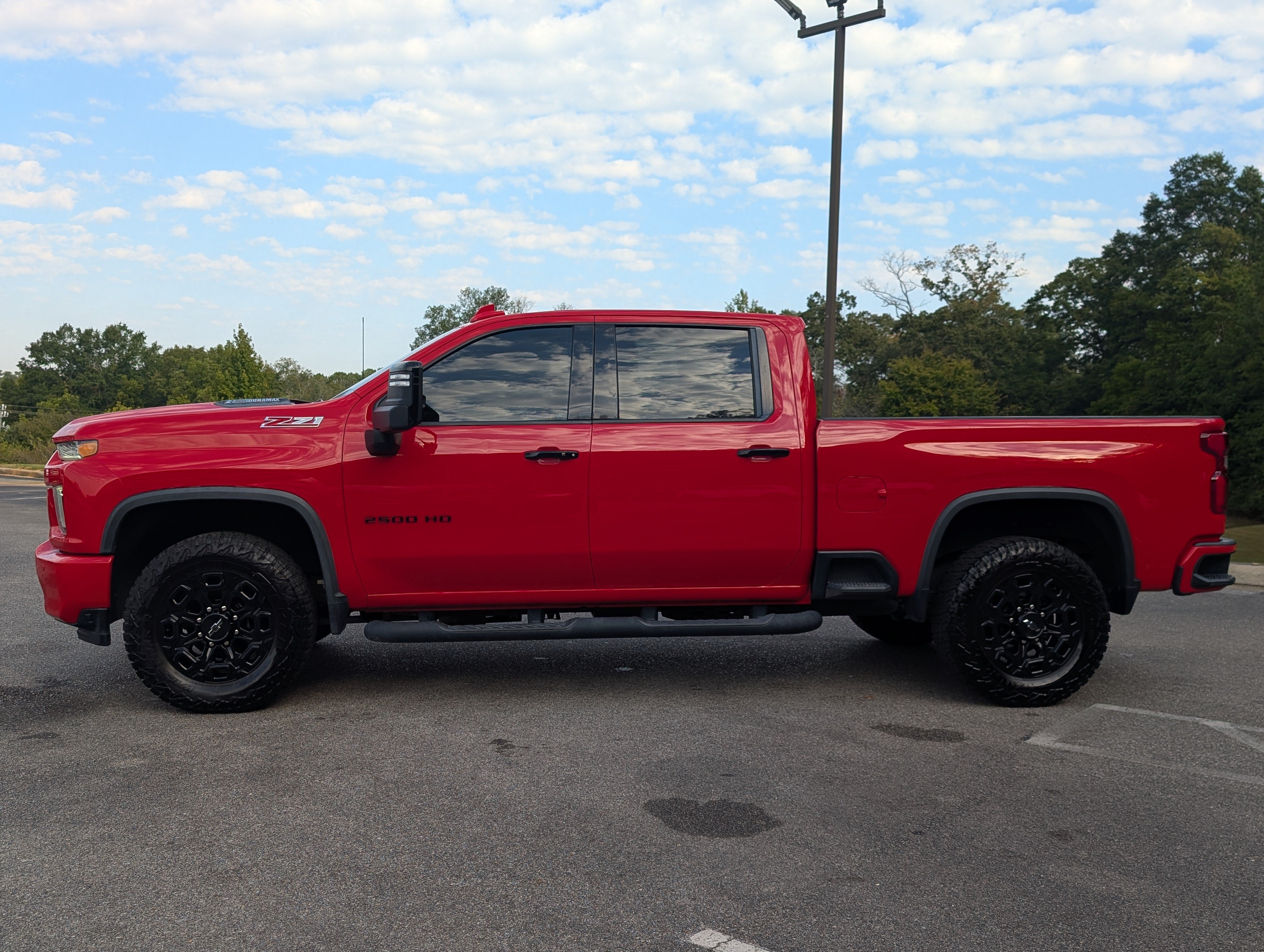 Used 2022 Chevrolet Silverado 2500 LTZ w/ LTZ Plus Package AWD/4WD image 6