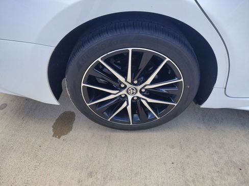 Used 2023 Toyota Camry SE FWD image 12