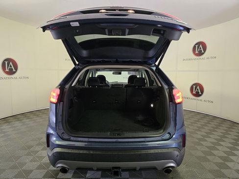 Used 2019 Ford Edge Titanium w/ Equipment Group 301A image 8
