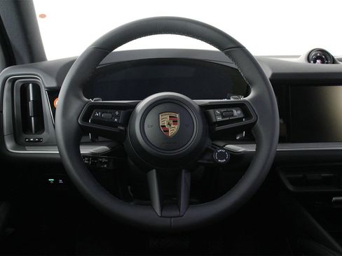 New 2026 Porsche Cayenne image 12