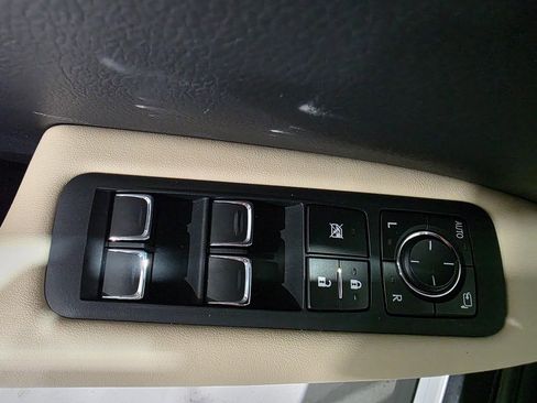 Used 2022 Lexus RX 450hL AWD w/ Premium Package image 18