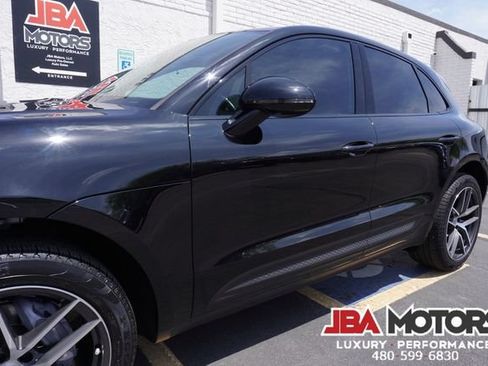 Used 2024 Porsche Macan AWD/4WD image 17