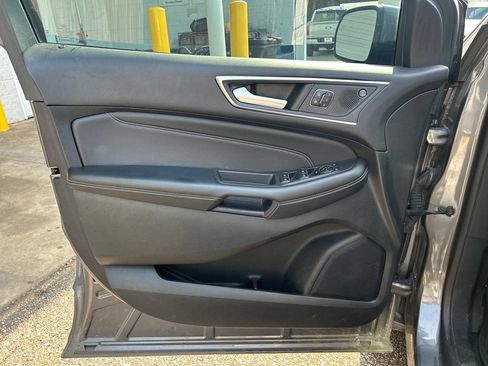 Used 2024 Ford Edge Titanium AWD/4WD image 9