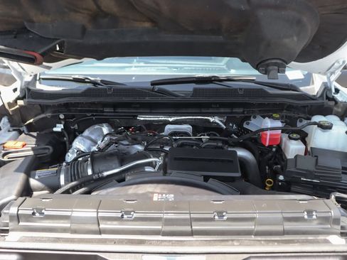 Used 2025 Chevrolet Silverado 2500 LT w/ Safety Package AWD/4WD image 11