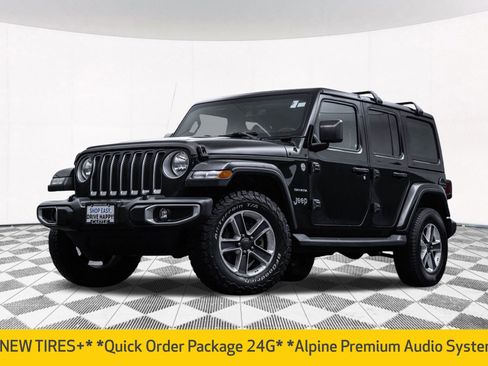 Used 2018 Jeep Wrangler Unlimited Sahara w/ Uconnect 4C Nav & Sound Group image 2