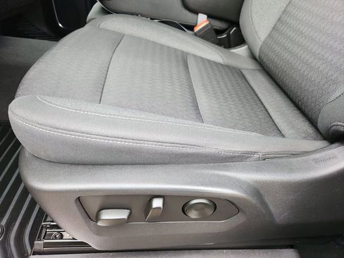 Used 2023 Chevrolet Silverado 1500 LT image 20