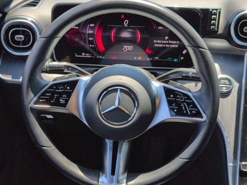 Used 2025 Mercedes-Benz C 300 Sedan image 18