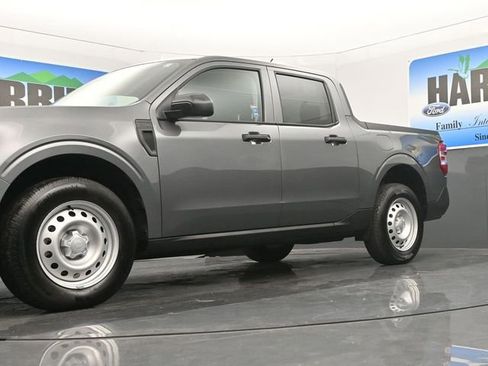 New 2025 Ford Maverick XL w/ Equipment Group 101A image 17