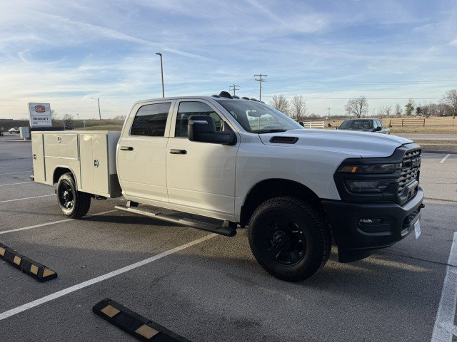 Used 2025 RAM 3500 Tradesman w/ Safety Group AWD/4WD image 3
