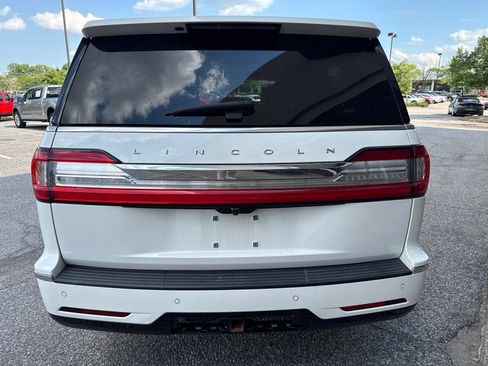 Used 2021 Lincoln Navigator L Reserve w/ Luxury Package AWD/4WD image 10