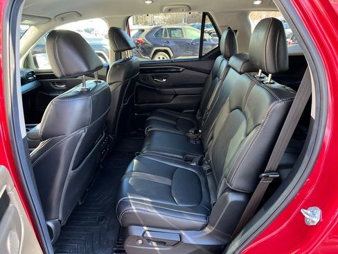 Used 2025 Honda Pilot EX-L image 19