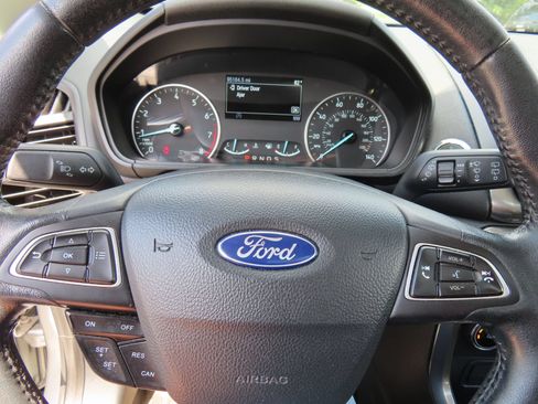 Used 2020 Ford EcoSport SE w/ SE Convenience Package AWD/4WD image 17