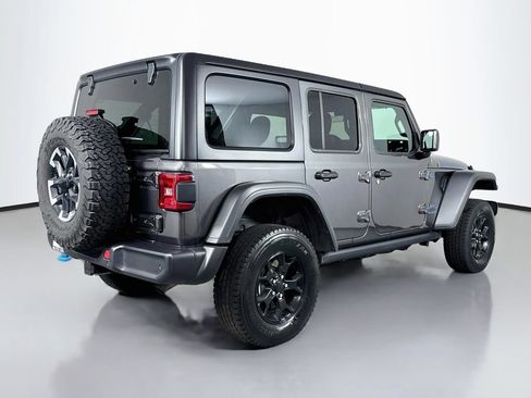 Used 2024 Jeep Wrangler Unlimited Rubicon 4xe w/ Technology Group AWD/4WD image 6