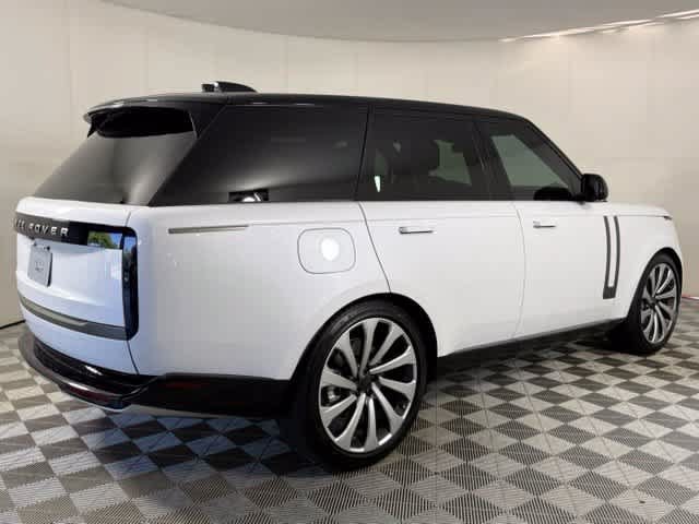 New 2026 Land Rover Range Rover SE AWD/4WD image 8