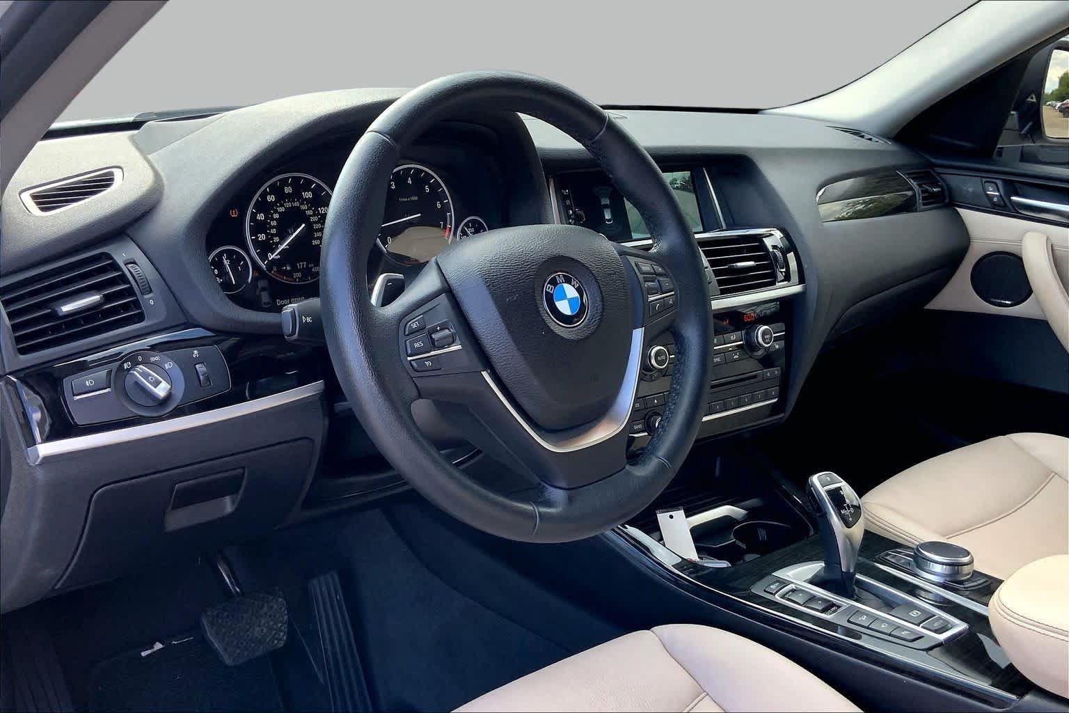 Used 2017 BMW X4 xDrive28i AWD/4WD image 17