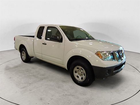 Used 2014 Nissan Frontier S image 7