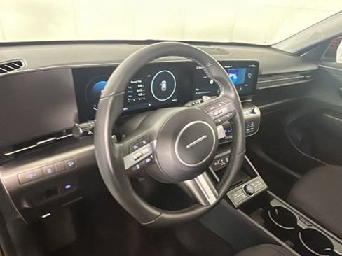 Certified 2025 Hyundai Kona SEL AWD/4WD image 13