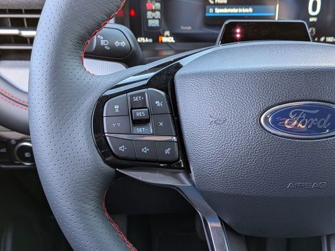 Used 2025 Ford Explorer ST-Line w/ Premium Package image 19