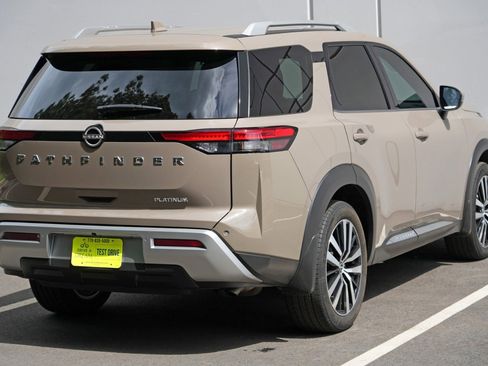 Used 2024 Nissan Pathfinder Platinum FWD image 54