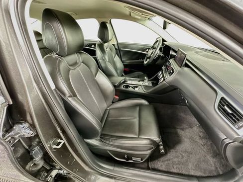 Used 2023 Genesis G70 2.0T AWD/4WD image 29