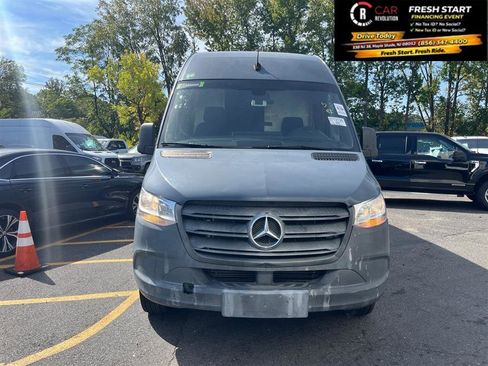 Used 2019 Mercedes-Benz Sprinter 170 image 2