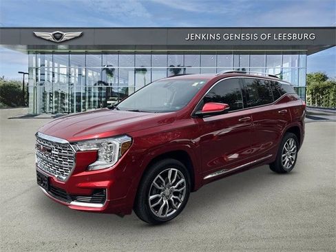 Used 2022 GMC Terrain Denali w/ Denali Premium Package image 8