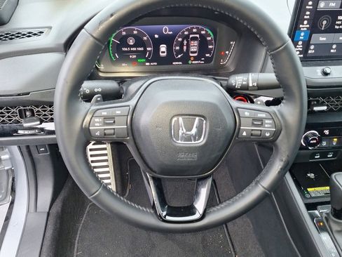 Used 2025 Honda Accord Sport image 8