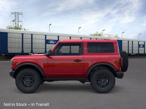 New 2026 Ford Bronco Badlands image 3