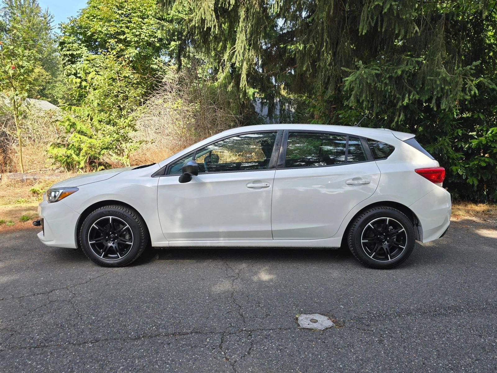 Used 2017 Subaru Impreza 2.0i AWD/4WD image 2