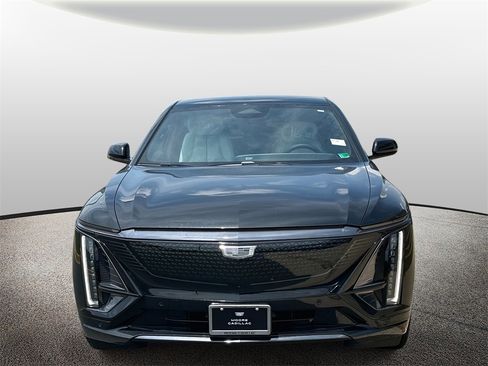 New 2025 Cadillac Lyriq Sport image 6