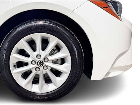 Used 2020 Toyota Corolla LE image 8