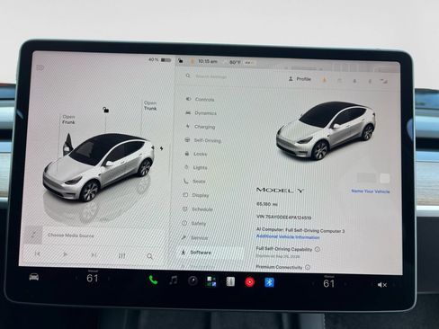 Used 2023 Tesla Model Y AWD image 16