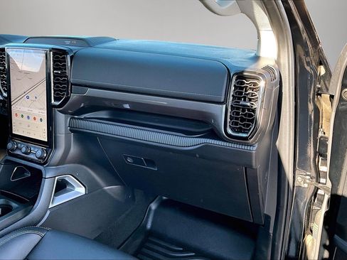 Used 2024 Ford Ranger Lariat w/ FX4 Off-Road Package image 27