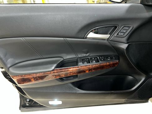 Used 2010 Honda Crosstour EX-L image 15