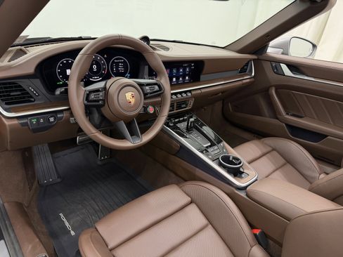 Used 2026 Porsche 911 Carrera 4S image 28
